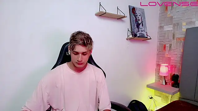 flaquito    online show from 04.06.26