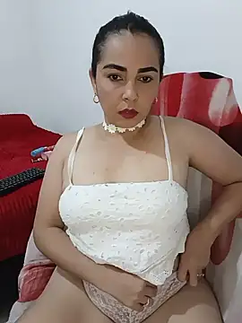 Snapshot of Emily_Divi69 chatting on 06.16.26 Emily Divi69 online show from 06.16.26
