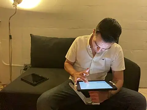 inkeddoll online show from 04.04.26