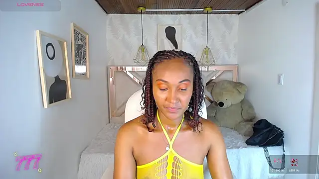 Snapshot of Leomi_ chatting on 04.09.26 Leomi online show from 04.09.26