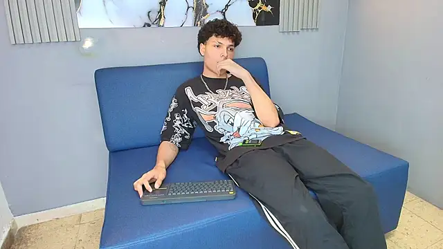 GOMEZZ 07 online show from 04.07.26