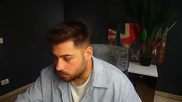 Snapshot of DaxGreer chatting on 05.20.26 DaxGreer online show from 05.20.26