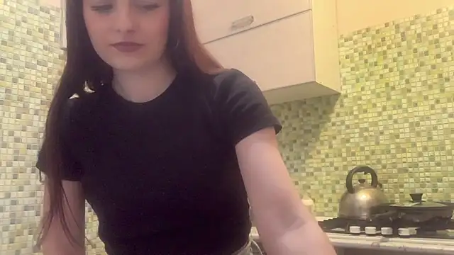 KikiAmino online show from 04.03.26