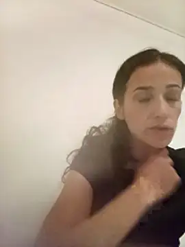 Lolaa92i online show from 04.16.26