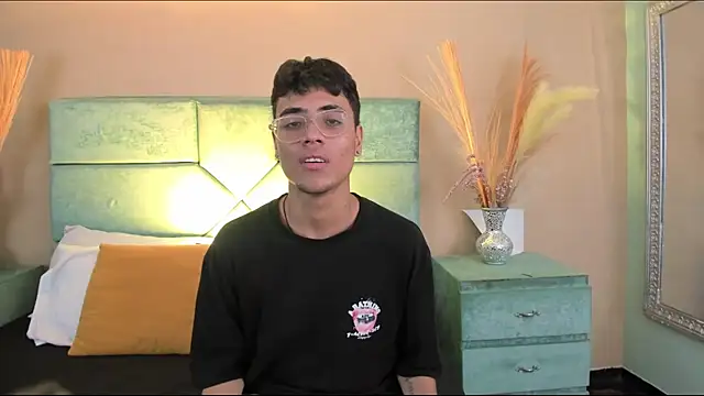 DannTaylor online show from 07.11.26