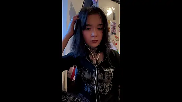 Juliou  online show from 04.03.26