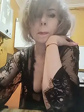 TaynaSecret online show from 05.15.26