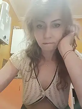 TaynaSecret online show from 05.30.26
