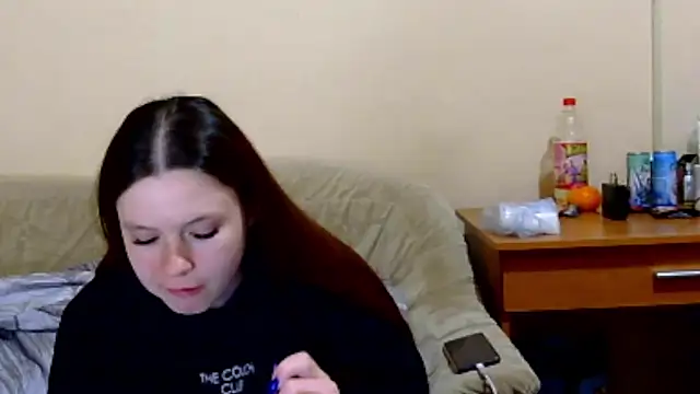 Snapshot of JessicaHolland1 chatting on 04.19.26 JessicaHolland1 online show from 04.19.26