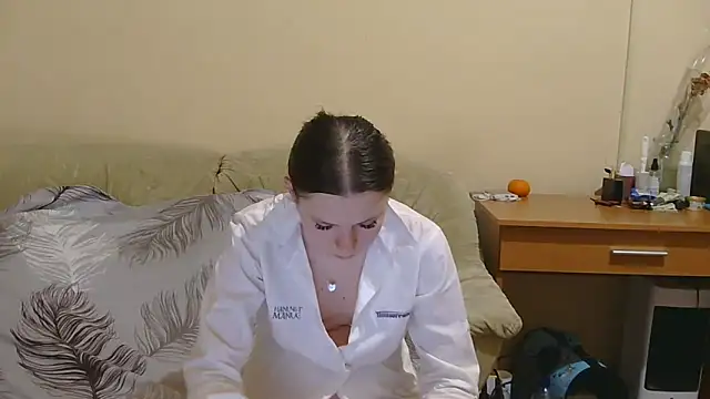 Snapshot of JessicaHolland1 chatting on 04.25.26 JessicaHolland1 online show from 04.25.26