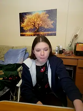 Snapshot of JessicaHolland1 chatting on 05.16.26 JessicaHolland1 online show from 05.16.26