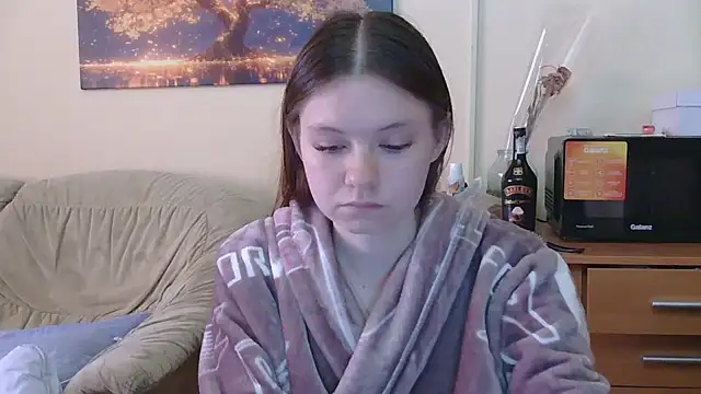Snapshot of JessicaHolland1 chatting on 05.19.26 JessicaHolland1 online show from 05.19.26
