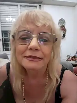 MatureElegantWidow online show from 04.03.26