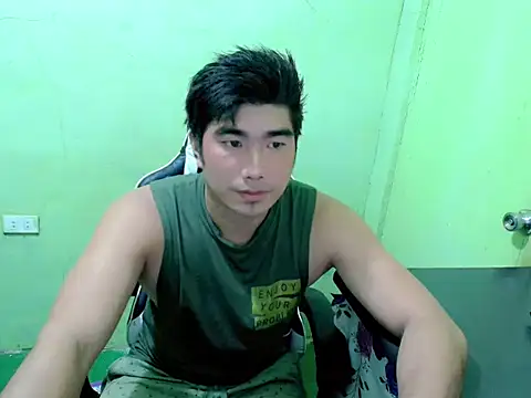 Snapshot of Hunkfireman chatting on 06.30.26 Hunkfireman online show from 06.30.26
