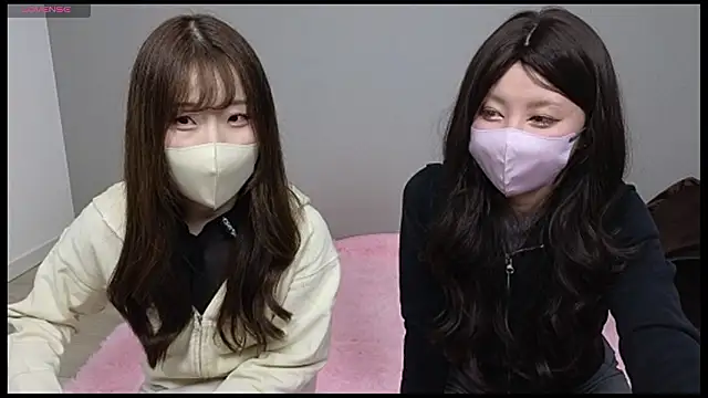 karen3737 online show from 04.30.26