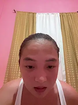 Snapshot of onlykays_ chatting on 04.14.26 onlykays online show from 04.14.26