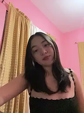 Snapshot of onlykays_ chatting on 04.18.26 onlykays online show from 04.18.26