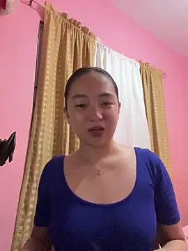 Snapshot of onlykays_ chatting on 04.22.26 onlykays online show from 04.22.26