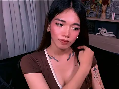 Akari hunt online show from 05.28.26