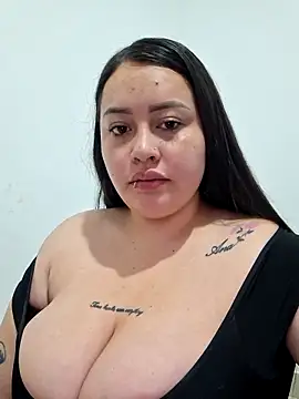 Stefiilove- online show from 04.08.26