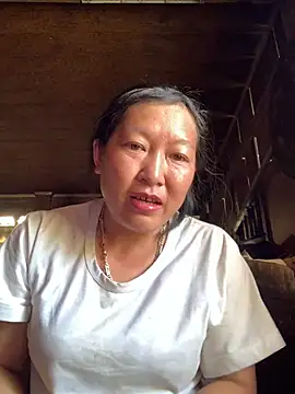 Snapshot of candy-beo chatting on 04.12.26 candy-beo online show from 04.12.26