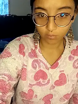 kitsune nyoko online show from 04.06.26