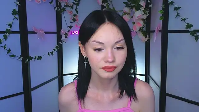 Snapshot of LilySparkls chatting on 05.12.26 LilySparkls online show from 05.12.26