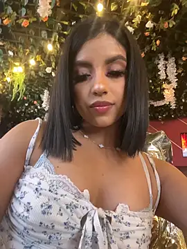 Snapshot of SusanneGrace chatting on 04.30.26 SusanneGrace online show from 04.30.26