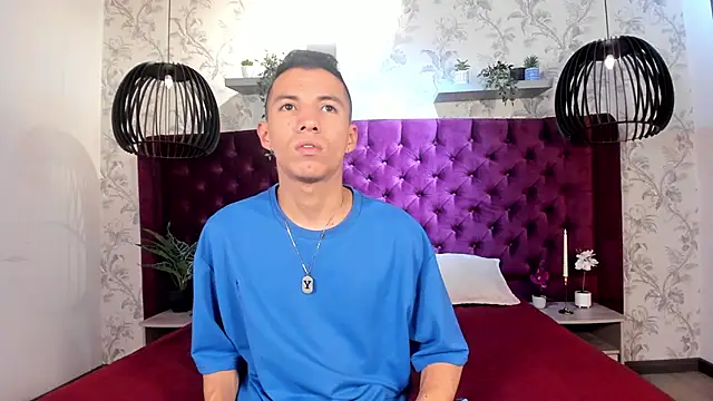 Dylan ross  online show from 04.08.26