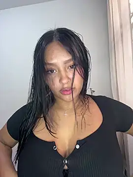 Snapshot of -Adarah chatting on 04.07.26 -Adarah online show from 04.07.26