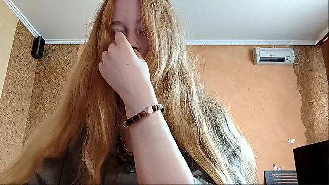 KateVibe 01 online show from 06.06.26
