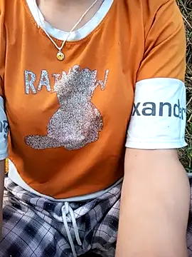 Snapshot of minachao121 chatting on 04.08.26 minachao121 online show from 04.08.26