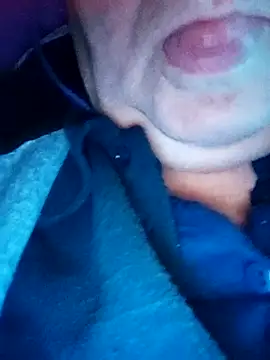 lickboy40 online show from 05.18.26