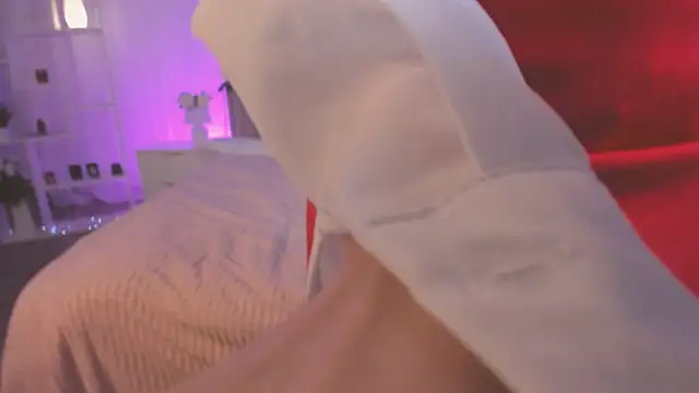 LisaAris online show from 06.11.26