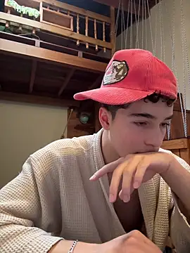 Snapshot of Stclkha chatting on 04.05.26 Stclkha online show from 04.05.26