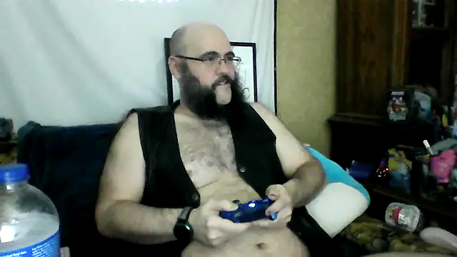 BriTheTopBear online show from 05.23.26