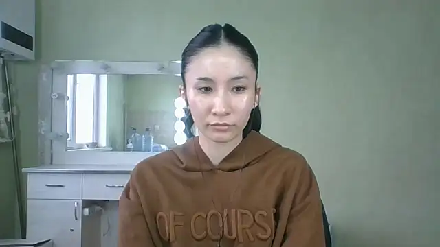 TorieFlakes online show from 04.15.26