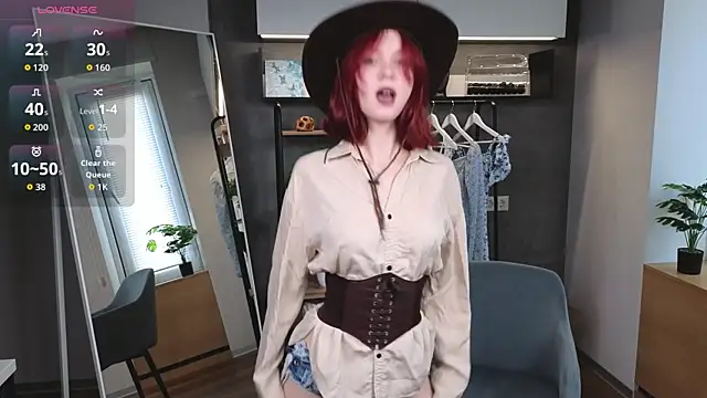 Snapshot of MaisieWillians chatting on 07.27.26 MaisieWillians online show from 07.27.26