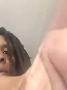 Azelia 33 online show from 04.15.26