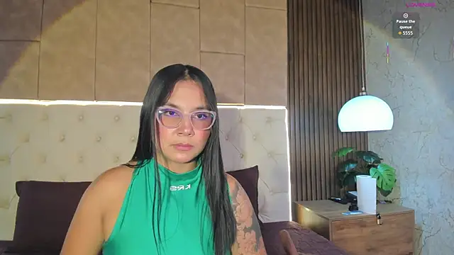 Snapshot of Amelia_Rossetti chatting on 06.20.26 Amelia Rossetti online show from 06.20.26