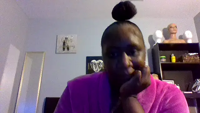 amberchill26 online show from 04.28.26
