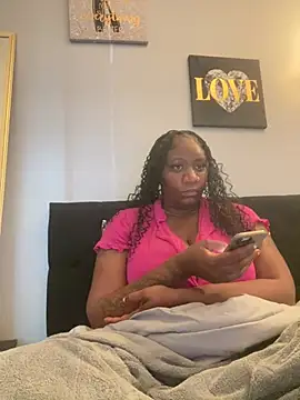amberchill26 online show from 06.30.26