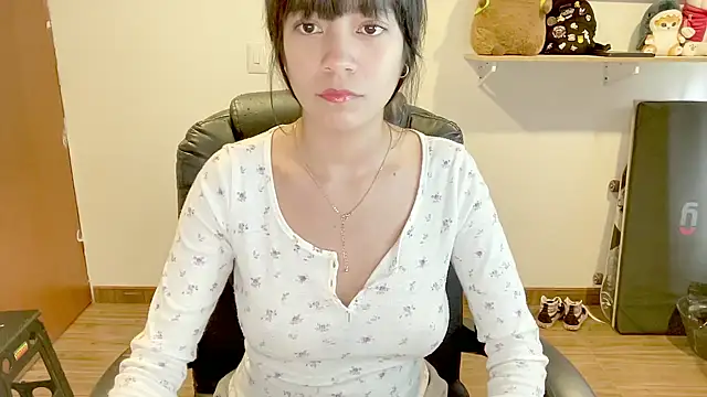 Snapshot of _Oxxme chatting on 05.29.26 Oxxme online show from 05.29.26