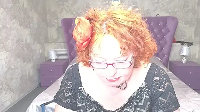 Snapshot of Fara_Flutte chatting on 06.05.26 Fara Flutte online show from 06.05.26