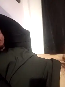 Snapshot of erik9508 chatting on 04.08.26 erik9508 online show from 04.08.26