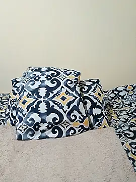 EbonySexySlimxxx online show from 04.14.26