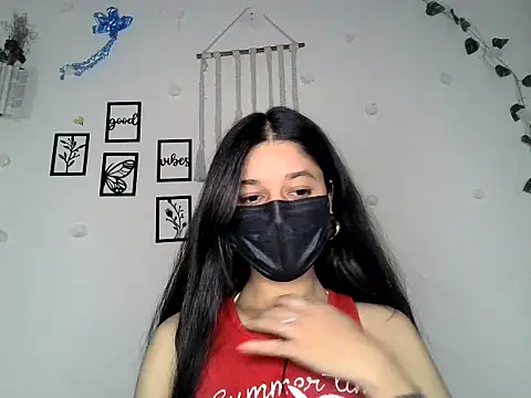 Snapshot of HOT_SNEHA4 chatting on 06.05.26 HOT SNEHA4 online show from 06.05.26