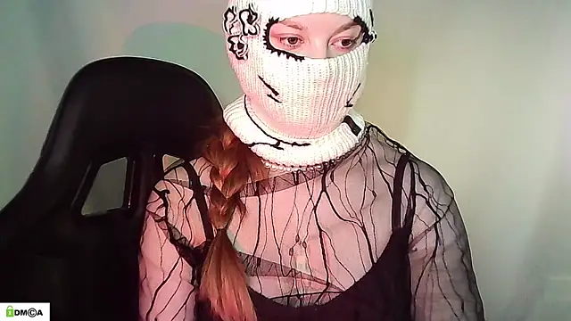 Snapshot of Lymalia chatting on 05.18.26 Lymalia online show from 05.18.26