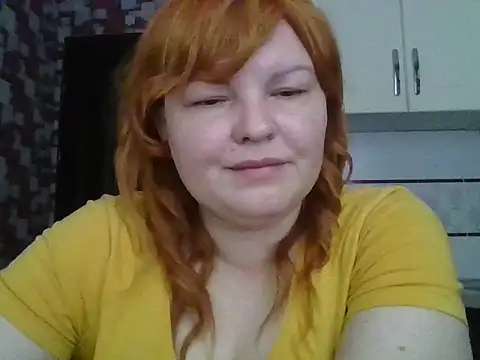 Snapshot of KrisryOxNikss chatting on 05.13.26 KrisryOxNikss online show from 05.13.26
