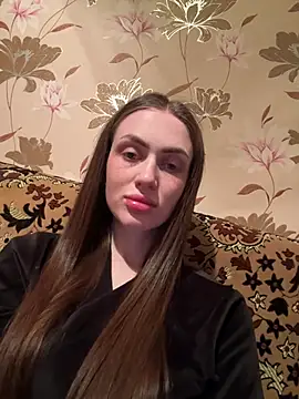 Snapshot of AlinaLove3213 chatting on 04.20.26 AlinaLove3213 online show from 04.20.26